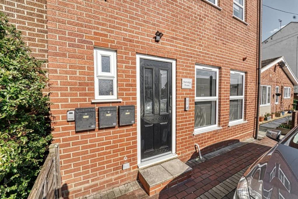 Guest Homes - Watledge House Apartment Tewkesbury Zewnętrze zdjęcie